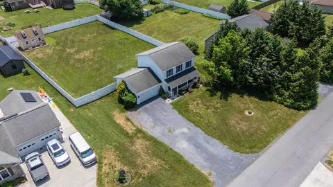 View/Area - 2185 Cloverleaf Ln, Dayton, VA 22821 photo 3 of 13