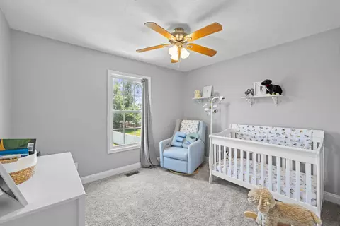 Bedroom - 2185 Cloverleaf Ln, Dayton, VA 22821 photo 3 of 3