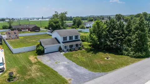2185 Cloverleaf Ln, Dayton, VA 22821 photo 4
