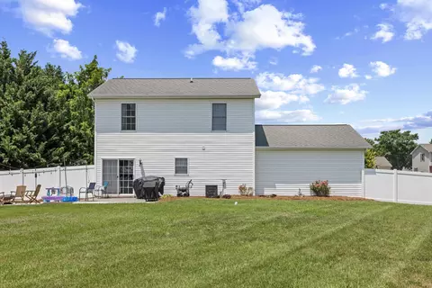 Exterior - 2185 Cloverleaf Ln, Dayton, VA 22821 photo 11 of 21
