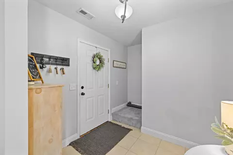 Entry Way - 2185 Cloverleaf Ln, Dayton, VA 22821 photo 1 of 1
