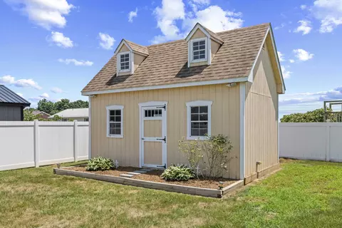 Exterior - 2185 Cloverleaf Ln, Dayton, VA 22821 photo 15 of 21