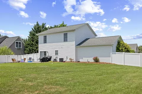 Exterior - 2185 Cloverleaf Ln, Dayton, VA 22821 photo 13 of 21