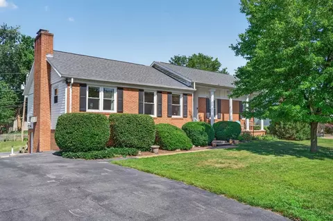 1126 Woodleigh Ct, Harrisonburg, VA 22802