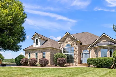 3466 Retreat Ln, Harrisonburg, VA 22801