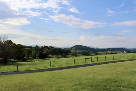 9201 Centerville Rd, Bridgewater, VA 22812 photo 5