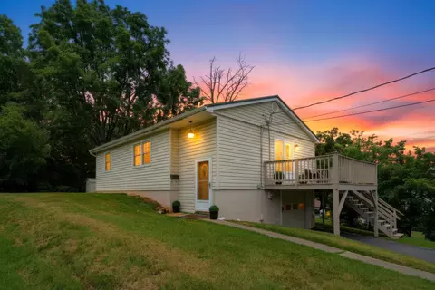 112 Bellview St, Staunton, VA 24401