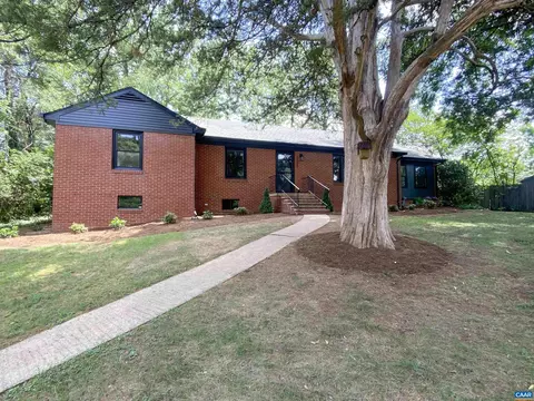 2305 Wayne Ave, Charlottesville, VA 22901