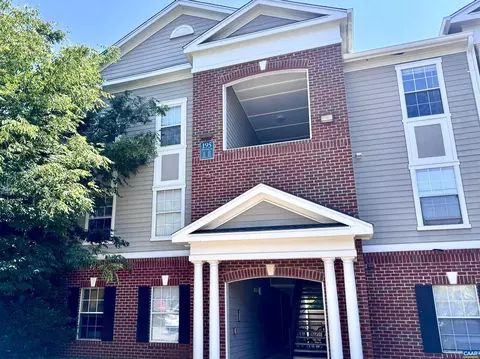 195 Yellowstone Dr #201, Charlottesville, VA 22903