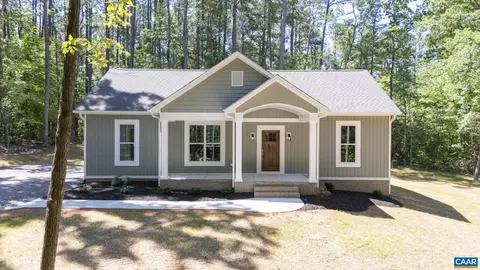 463 Briery Way Rd, Farmville, VA 23901