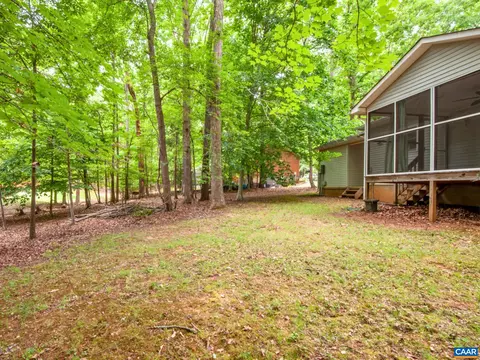 Exterior - 56 Riverside Dr, Palmyra, VA 22963 photo 10 of 15