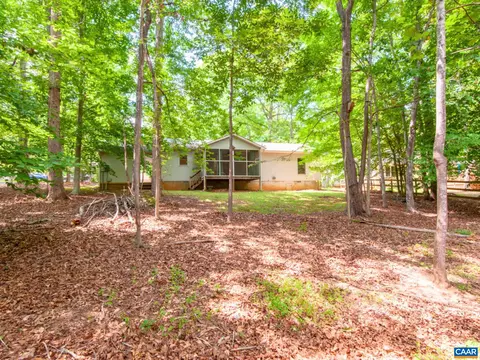 Exterior - 56 Riverside Dr, Palmyra, VA 22963 photo 9 of 15