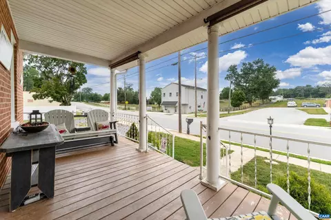 Exterior - 210 Draft Ave, Stuarts Draft, VA 24477 photo 3 of 14