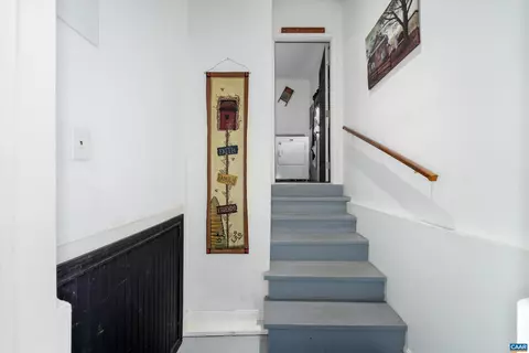 Entry Way - 210 Draft Ave, Stuarts Draft, VA 24477 photo 5 of 5