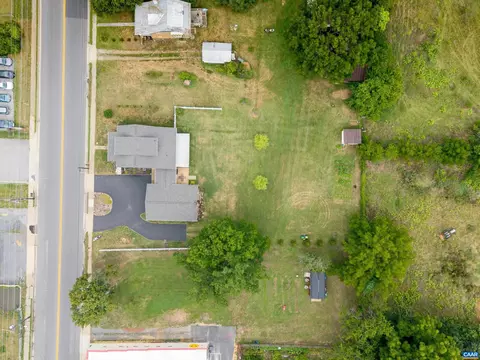 View/Area - 210 Draft Ave, Stuarts Draft, VA 24477 photo 4 of 6