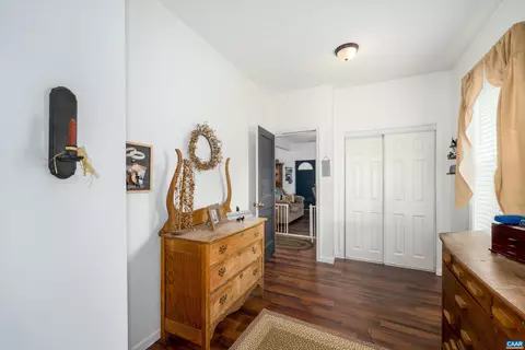Entry Way - 210 Draft Ave, Stuarts Draft, VA 24477 photo 1 of 5