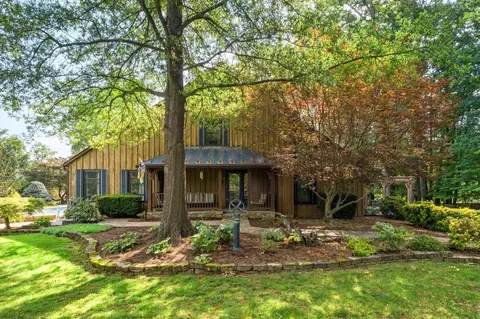 620 Walnut Hills Rd, Staunton, VA 24401
