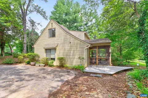 1249 Gristmill Dr, Charlottesville, VA 22902