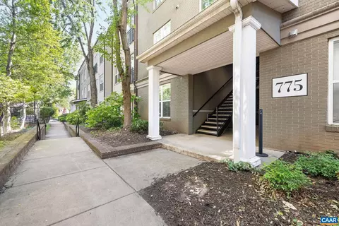 775 Walker Sq #2D, Charlottesville, VA 22904