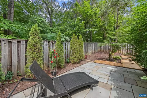 Exterior - 101 Blithe Ct, Charlottesville, VA 22901 photo 7 of 9