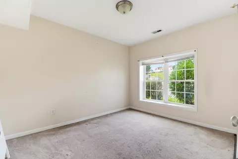 Bedroom - 85 Lofty Cir, Stuarts Draft, VA 24477 photo 4 of 4