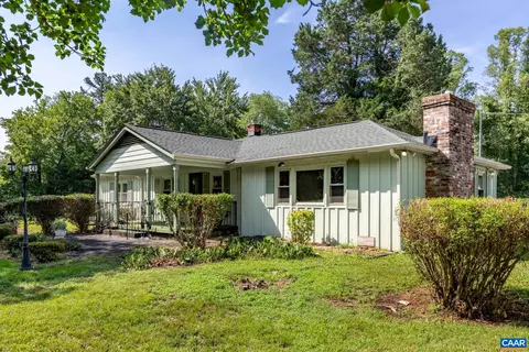 572 Maxfield Rd, Keswick, VA 22947