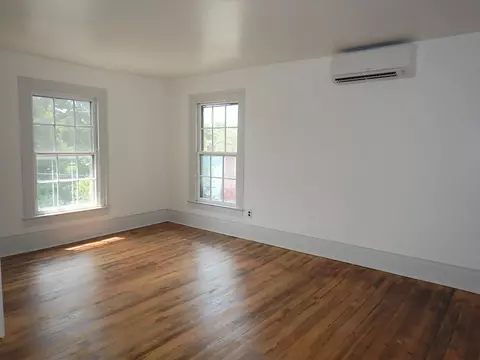 Bedroom - 3615 Middlebrook Village Rd, Middlebrook, VA 24459 photo 1 of 2