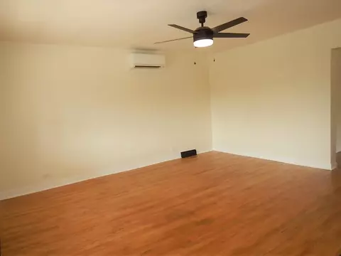 Living - 3615 Middlebrook Village Rd, Middlebrook, VA 24459 photo 2 of 6