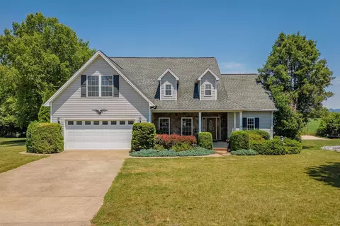242 Kensington Dr, Elkton, VA 22827