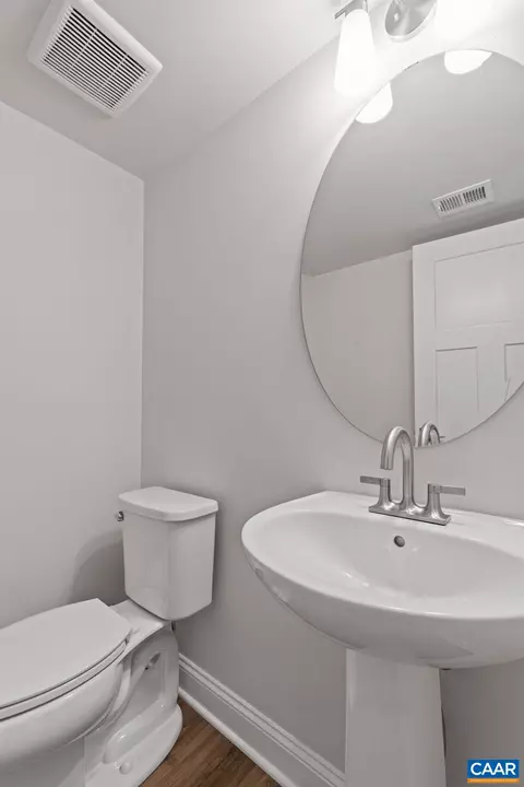 Bath - 408 Fowler St, Charlottesville, VA 22901 photo 1 of 7
