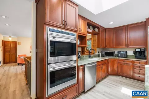Kitchen - 21 Clark Ct, Palmyra, VA 22963 photo 8 of 9