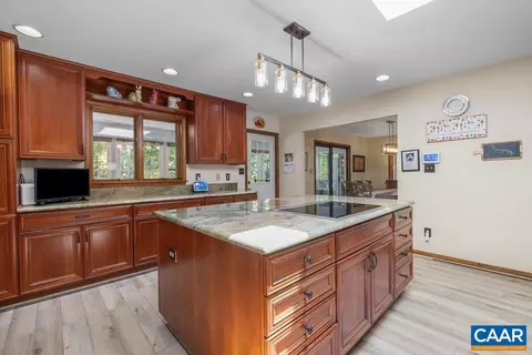 Kitchen - 21 Clark Ct, Palmyra, VA 22963 photo 6 of 9