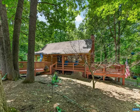 3173 Millie Ln, Charlottesville, VA 22911