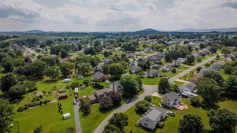 View/Area - 103 Willow Dr, Dayton, VA 22821 photo 6 of 11