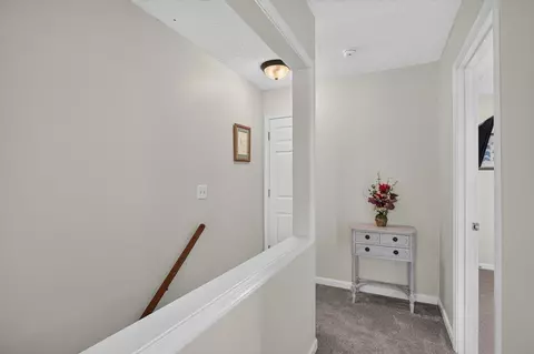 Entry Way - 103 Willow Dr, Dayton, VA 22821 photo 9 of 10