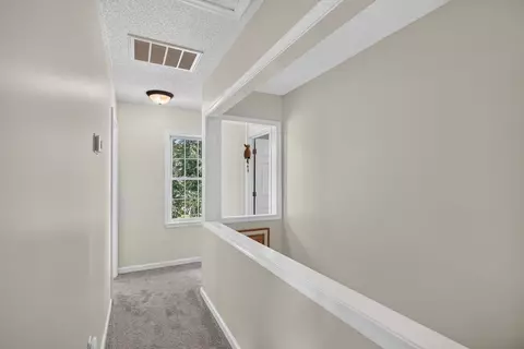 Entry Way - 103 Willow Dr, Dayton, VA 22821 photo 10 of 10