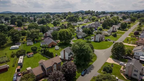 View/Area - 103 Willow Dr, Dayton, VA 22821 photo 10 of 11