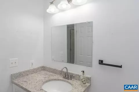 Bath - 29 Monish Dr, Palmyra, VA 22963 photo 2 of 4