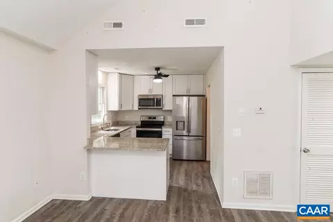 Kitchen - 29 Monish Dr, Palmyra, VA 22963 photo 1 of 4