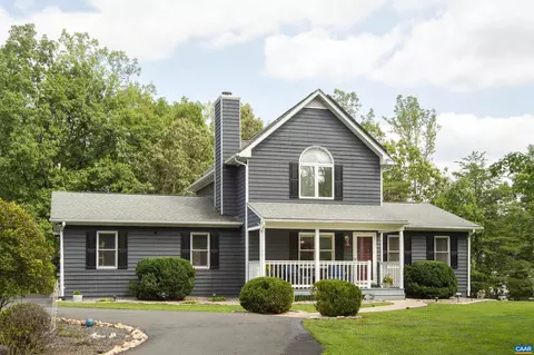 5300 Quintfield Dr, Earlysville, VA 22936