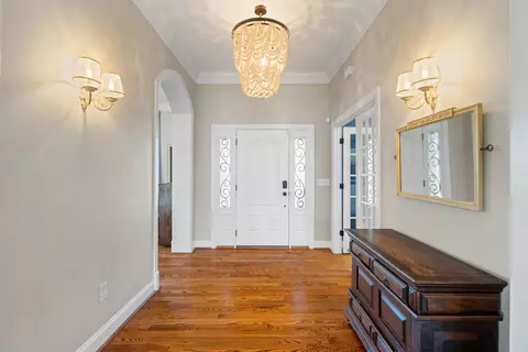 Entry Way - 2420 Village Dr, Waynesboro, VA 22980 photo 1 of 3