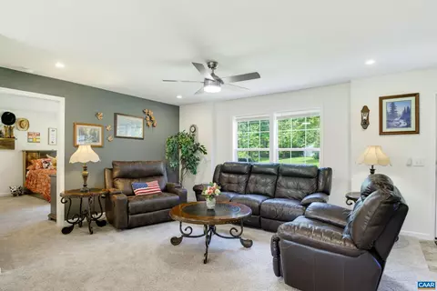 Living - 64 Pine Rd, Louisa, VA 23093 photo 2 of 4