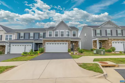 514 Crimson St, Crozet, VA 22932
