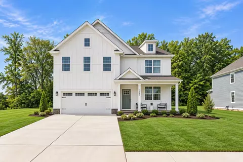101 Julian Dr, Waynesboro, VA 22980