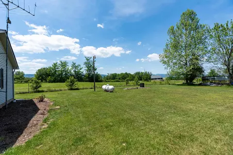 Exterior - 1802 N River Rd, Mount Solon, VA 22843 photo 7 of 11