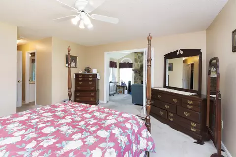 Bedroom - 1802 N River Rd, Mount Solon, VA 22843 photo 2 of 7