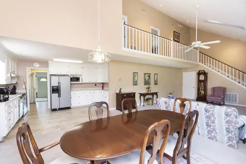 Dining - 1802 N River Rd, Mount Solon, VA 22843 photo 2 of 4