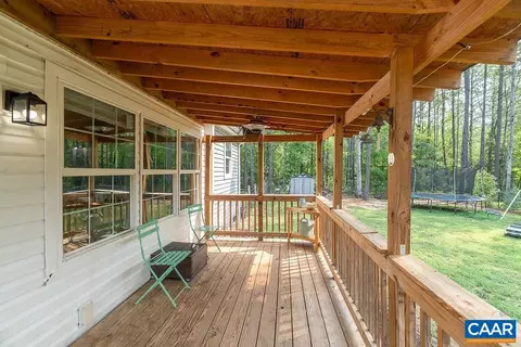 1075 Middle Fork Rd, Palmyra, VA 22963 photo 4