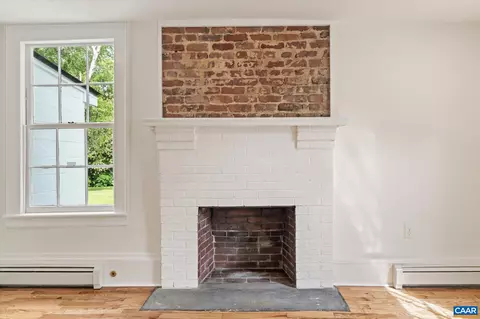 Living - 1663 Wilmington Rd, Palmyra, VA 22963 photo 4 of 4