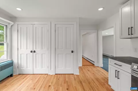 Entry Way - 1663 Wilmington Rd, Palmyra, VA 22963 photo 4 of 5